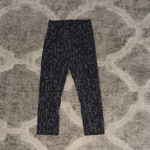 Lululemon Athletica Black and Gray Camouflage Leggings